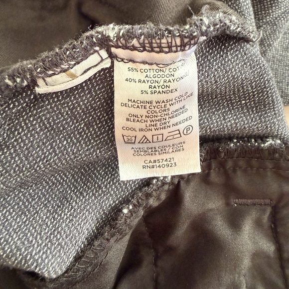 LOFT Charcoal Cropped Pants - Picture 4 of 4